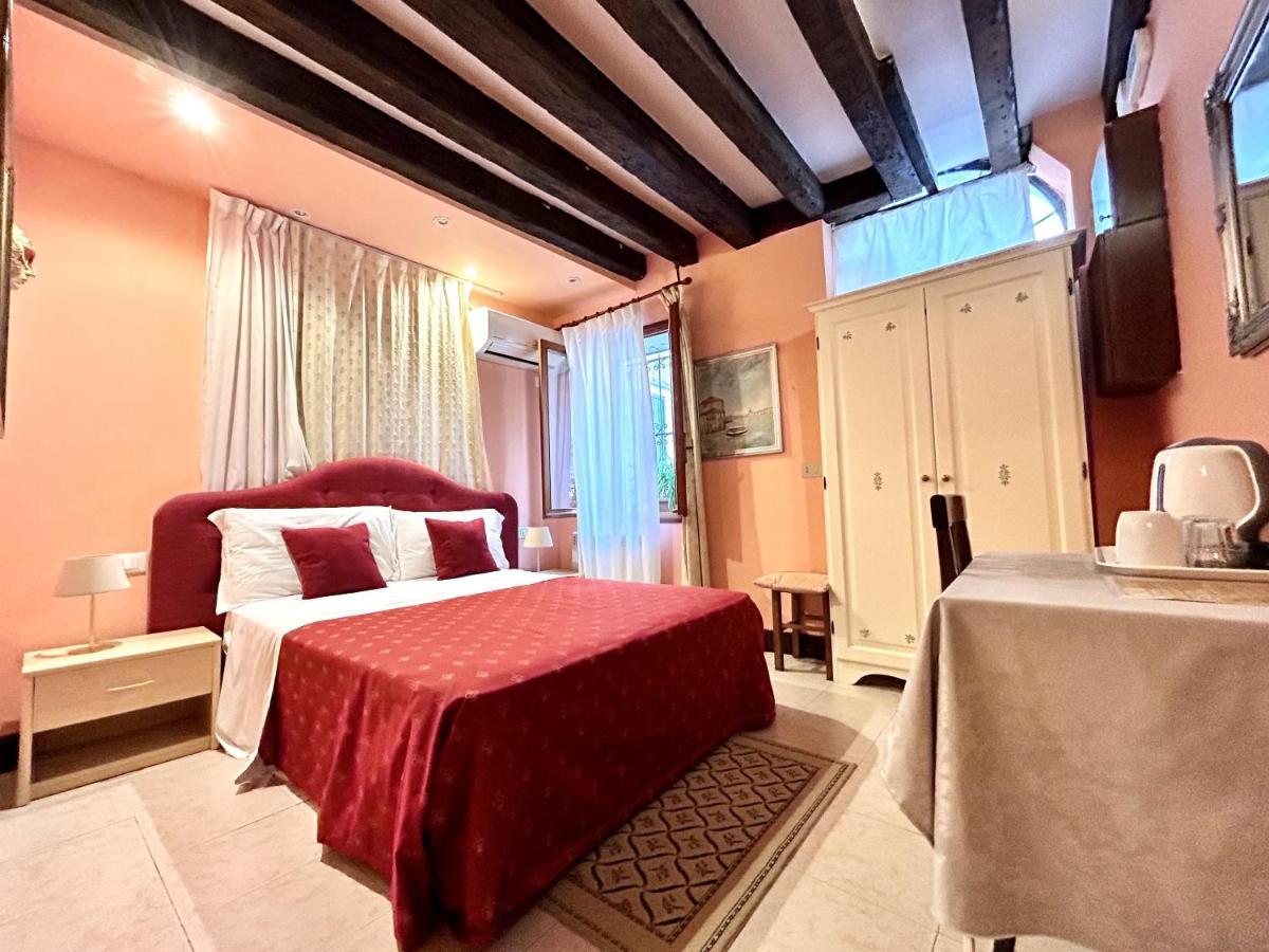 Alloggi Serena Venecia Exterior foto