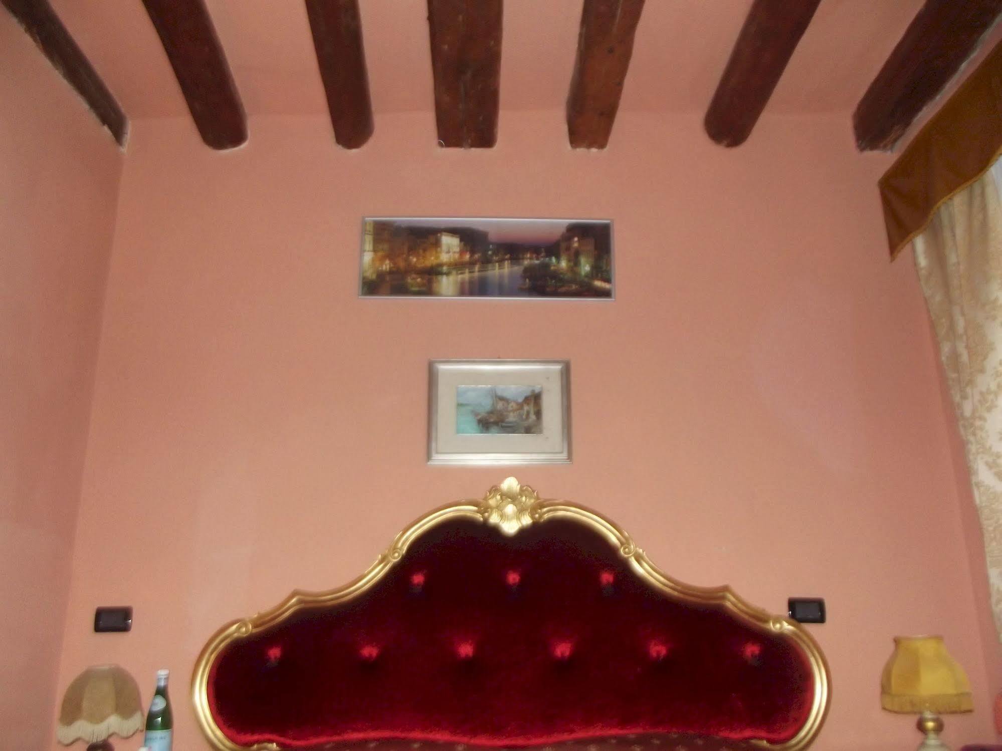 Alloggi Serena Venecia Exterior foto